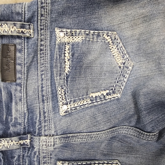 Daytrip - Picture 2 of 7